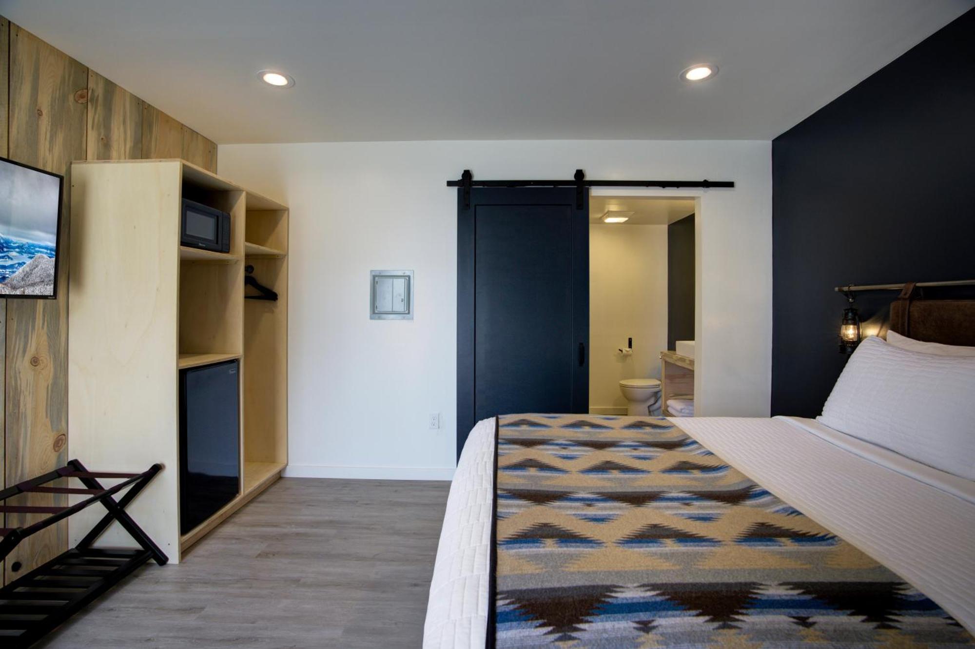 Outdoors Inn Sandpoint Bilik gambar